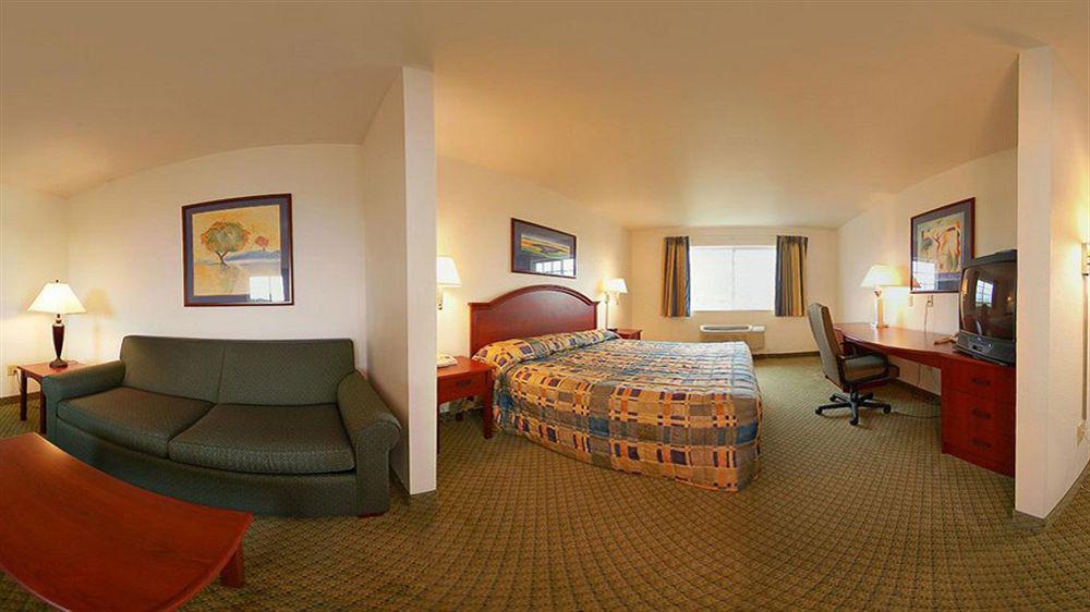 Crossings By Grandstay Inn & Suites Becker Extérieur photo