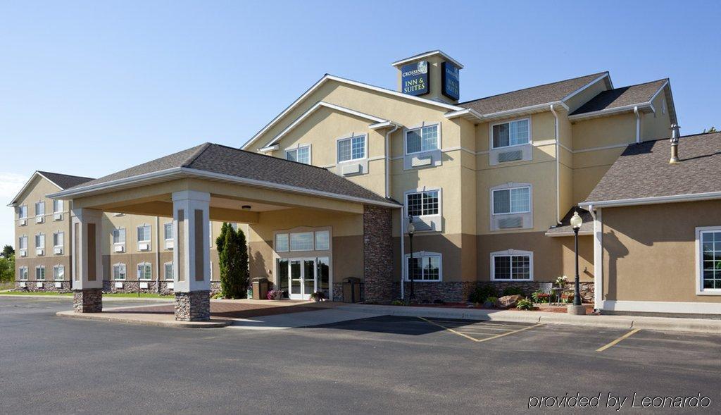 Crossings By Grandstay Inn & Suites Becker Extérieur photo